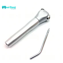 نمای نزدیک از دکمه‌های کنترل پوآر آب و هوا