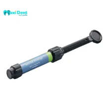 نمای نزدیک از نوک سرنگ و بافت کامپوزیت سارمکو